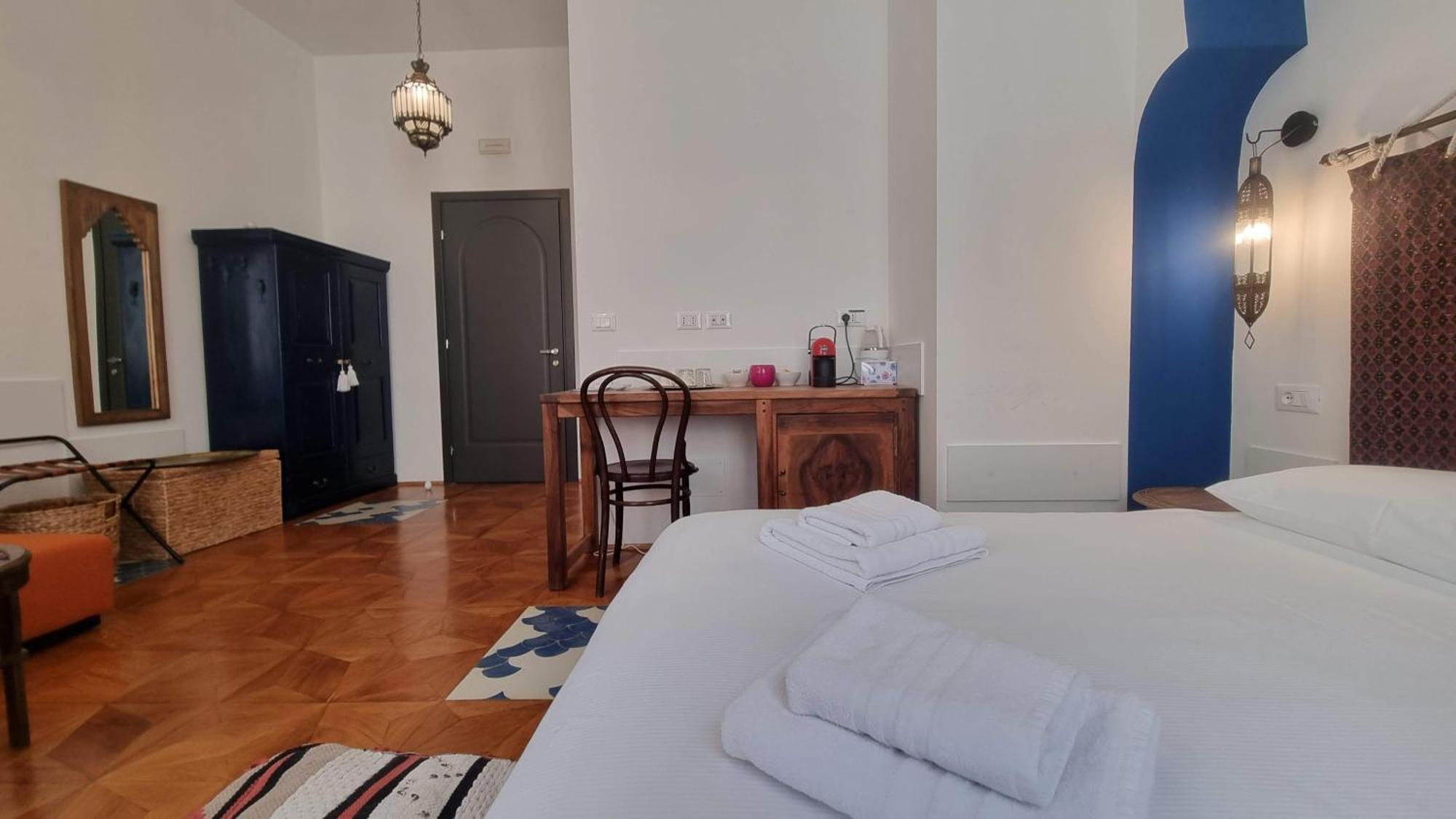 Dada Aparthotel Триест Екстериор снимка